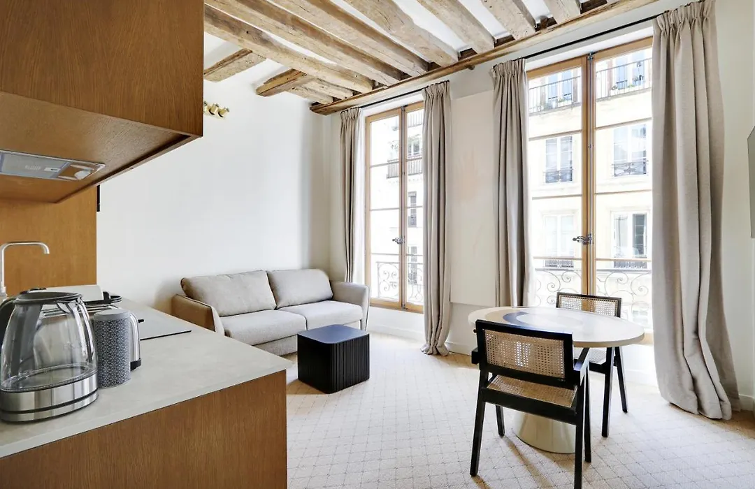 Pick A Flat's Apartments in Louvre - Rue Saint Honoré-1